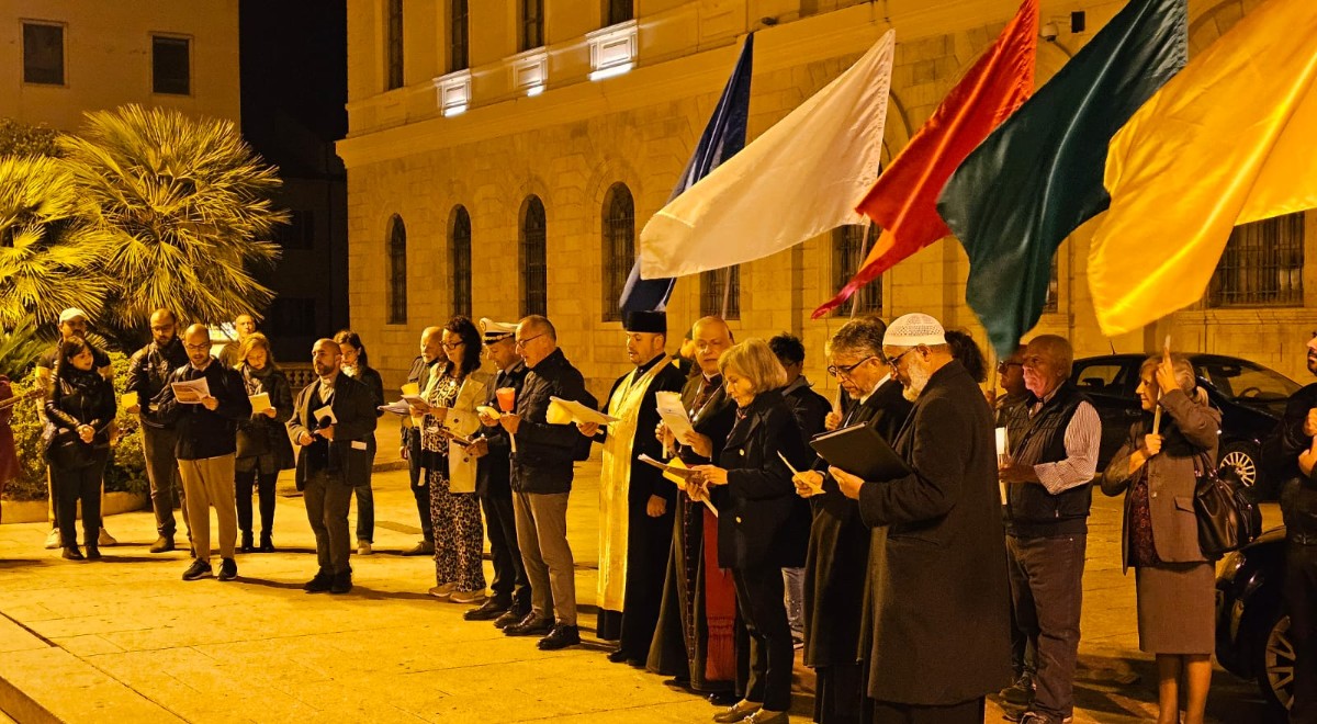 Siamo nell´ora buia del mondo