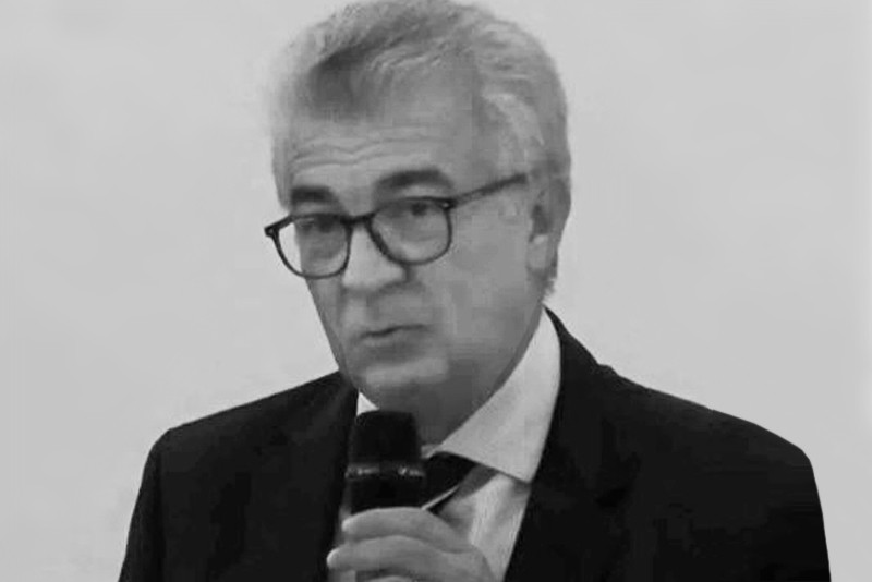 Prof. Mario Oppes